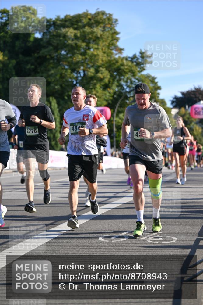 07.09.2025 - BARMER Alsterlauf Dr. Thomas Lammeyer http://msf.ph/oto/8708943 07.09.2025 09:32:12 Laufen 2776, 4849, 42 meine-sportfotos.de