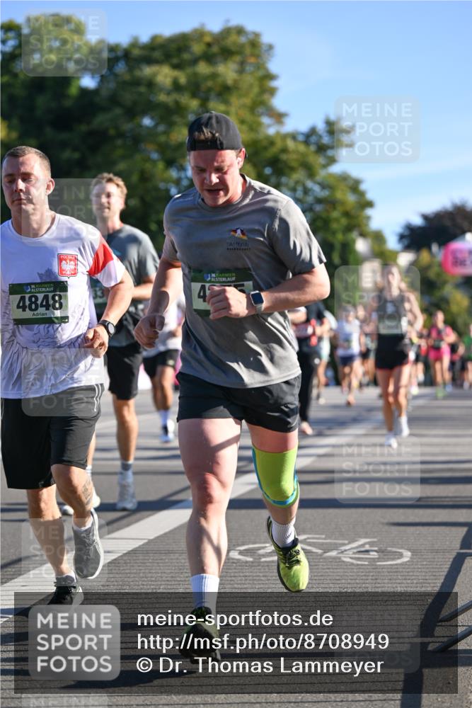 07.09.2025 - BARMER Alsterlauf Dr. Thomas Lammeyer http://msf.ph/oto/8708949 07.09.2025 09:32:13 Laufen 36, 4848, 4, 36 meine-sportfotos.de