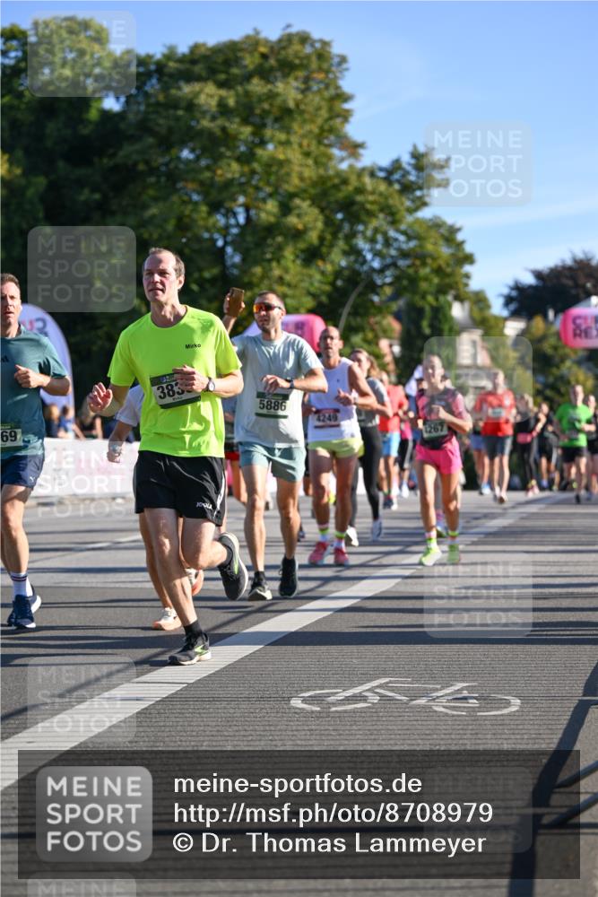 07.09.2025 - BARMER Alsterlauf Dr. Thomas Lammeyer http://msf.ph/oto/8708979 07.09.2025 09:32:17 Laufen 69, 383, 5886, 4249, 1267 meine-sportfotos.de