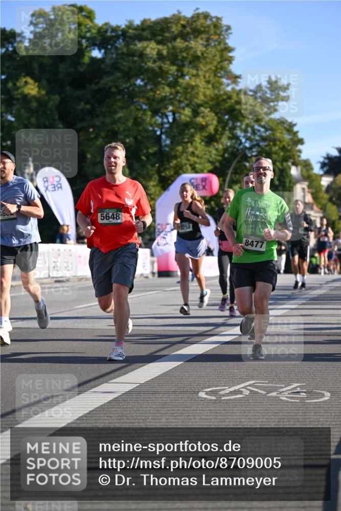 07.09.2025 - BARMER Alsterlauf Dr. Thomas Lammeyer http://msf.ph/oto/8709005 07.09.2025 09:32:23 Laufen 5648, 01258, 8477 meine-sportfotos.de