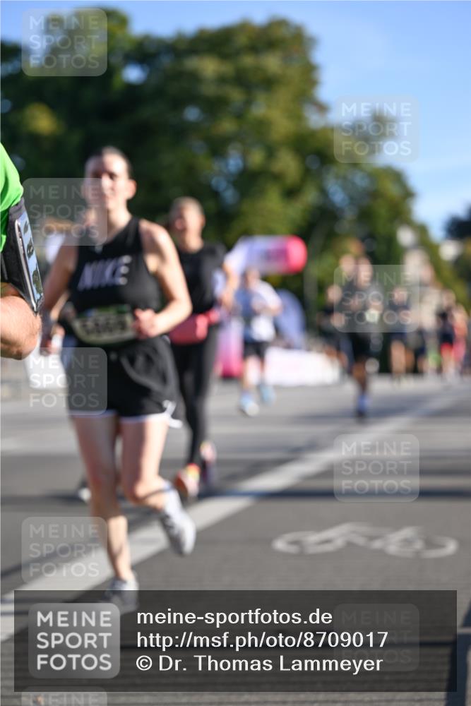 07.09.2025 - BARMER Alsterlauf Dr. Thomas Lammeyer http://msf.ph/oto/8709017 07.09.2025 09:32:25 Laufen 34 meine-sportfotos.de