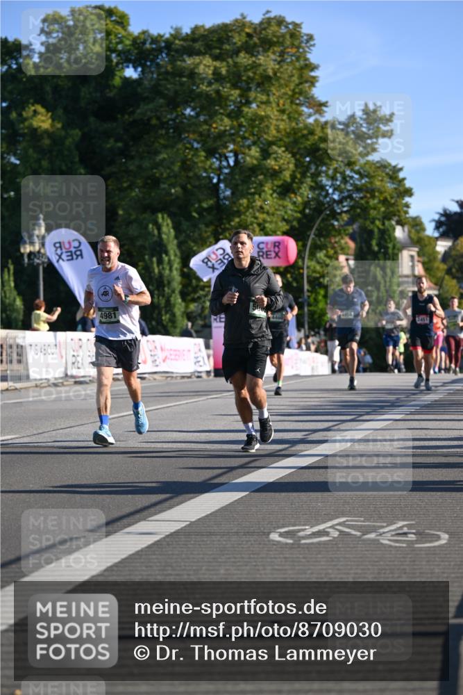 07.09.2025 - BARMER Alsterlauf Dr. Thomas Lammeyer http://msf.ph/oto/8709030 07.09.2025 09:32:27 Laufen 4981, 34 meine-sportfotos.de