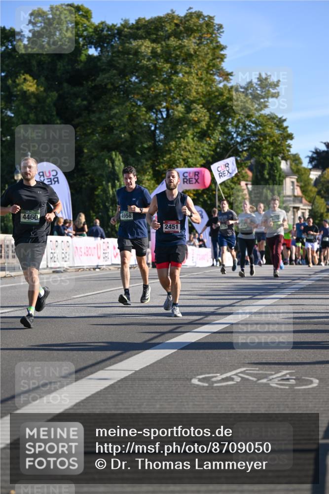 07.09.2025 - BARMER Alsterlauf Dr. Thomas Lammeyer http://msf.ph/oto/8709050 07.09.2025 09:32:31 Laufen 4460, 4956, 2451, 2419 meine-sportfotos.de