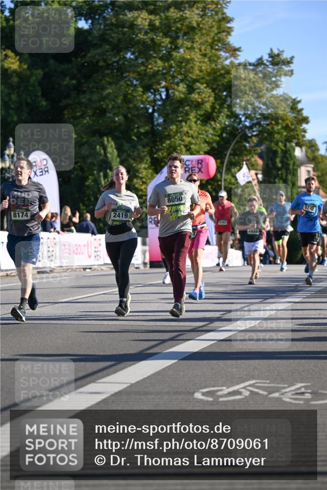 07.09.2025 - BARMER Alsterlauf Dr. Thomas Lammeyer http://msf.ph/oto/8709061 07.09.2025 09:32:34 Laufen 8174, 2419, 8050, 2032, 5742 meine-sportfotos.de