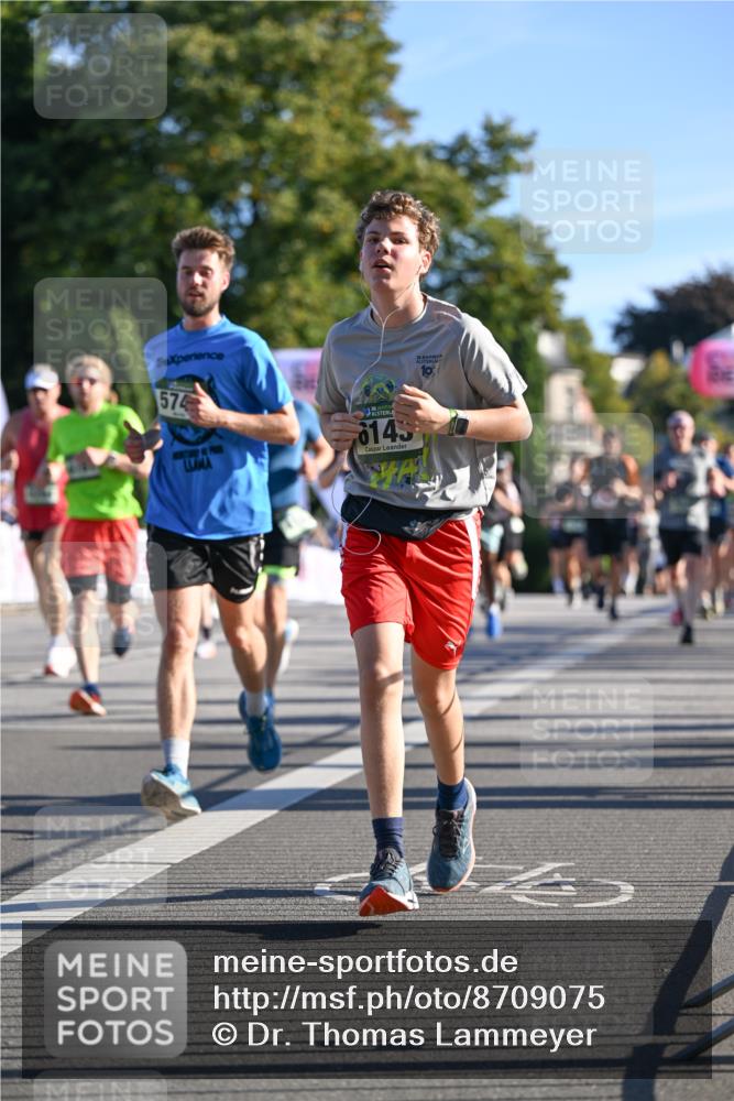 07.09.2025 - BARMER Alsterlauf Dr. Thomas Lammeyer http://msf.ph/oto/8709075 07.09.2025 09:32:39 Laufen 574, 0145, 10 meine-sportfotos.de