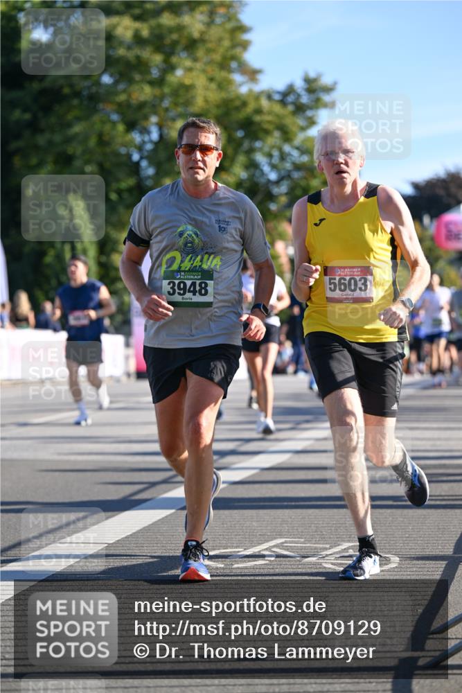 07.09.2025 - BARMER Alsterlauf Dr. Thomas Lammeyer http://msf.ph/oto/8709129 07.09.2025 09:32:47 Laufen 10, 36, 3948, 136, 5603 meine-sportfotos.de