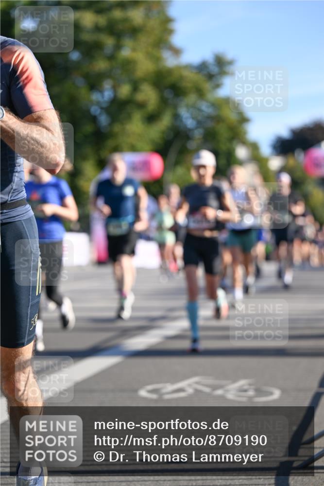 07.09.2025 - BARMER Alsterlauf Dr. Thomas Lammeyer http://msf.ph/oto/8709190 07.09.2025 09:32:58 Laufen  meine-sportfotos.de