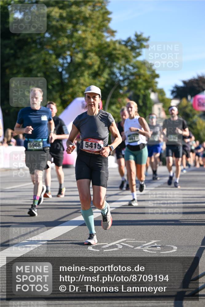 07.09.2025 - BARMER Alsterlauf Dr. Thomas Lammeyer http://msf.ph/oto/8709194 07.09.2025 09:32:59 Laufen 5968, 5415 meine-sportfotos.de