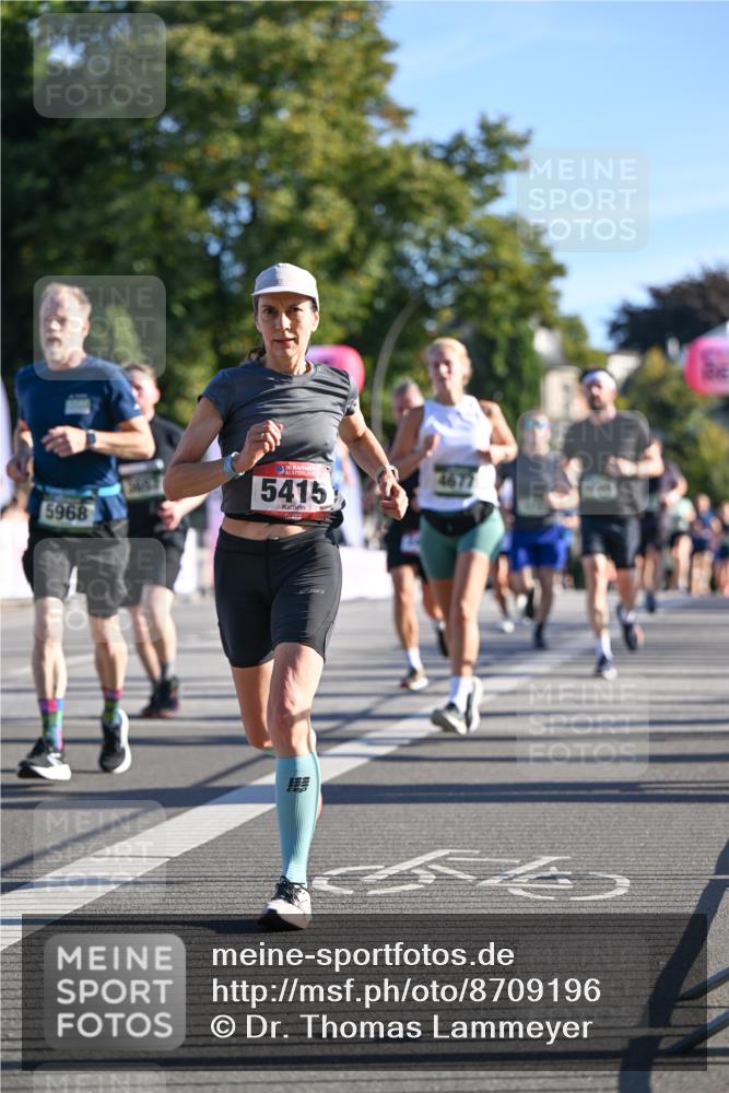 07.09.2025 - BARMER Alsterlauf Dr. Thomas Lammeyer http://msf.ph/oto/8709196 07.09.2025 09:32:59 Laufen 5968, 10, 5415, 4677 meine-sportfotos.de