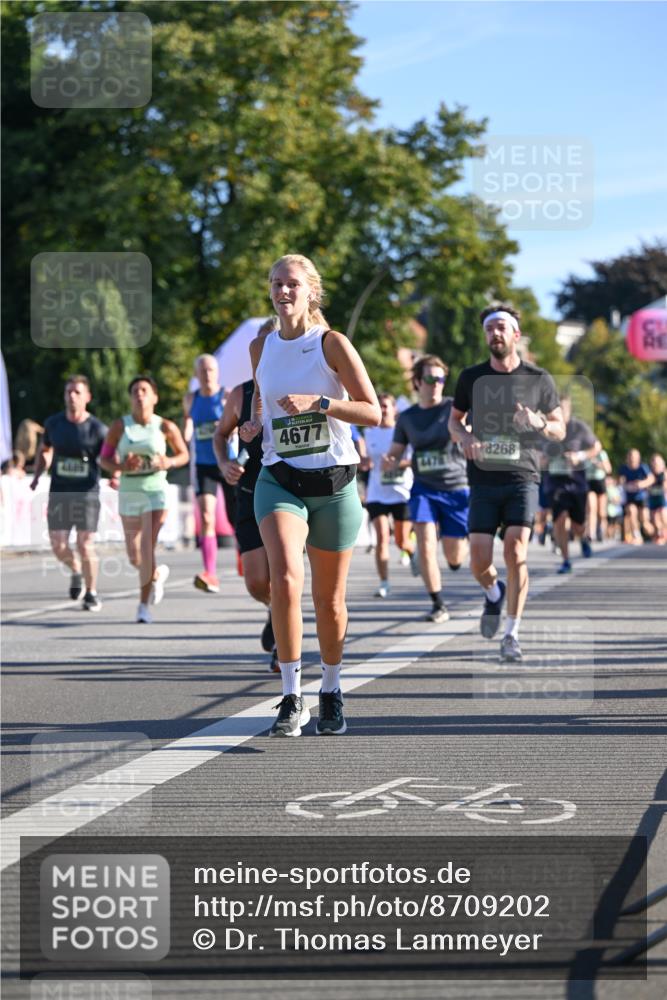 07.09.2025 - BARMER Alsterlauf Dr. Thomas Lammeyer http://msf.ph/oto/8709202 07.09.2025 09:33:00 Laufen 4677, 8268 meine-sportfotos.de