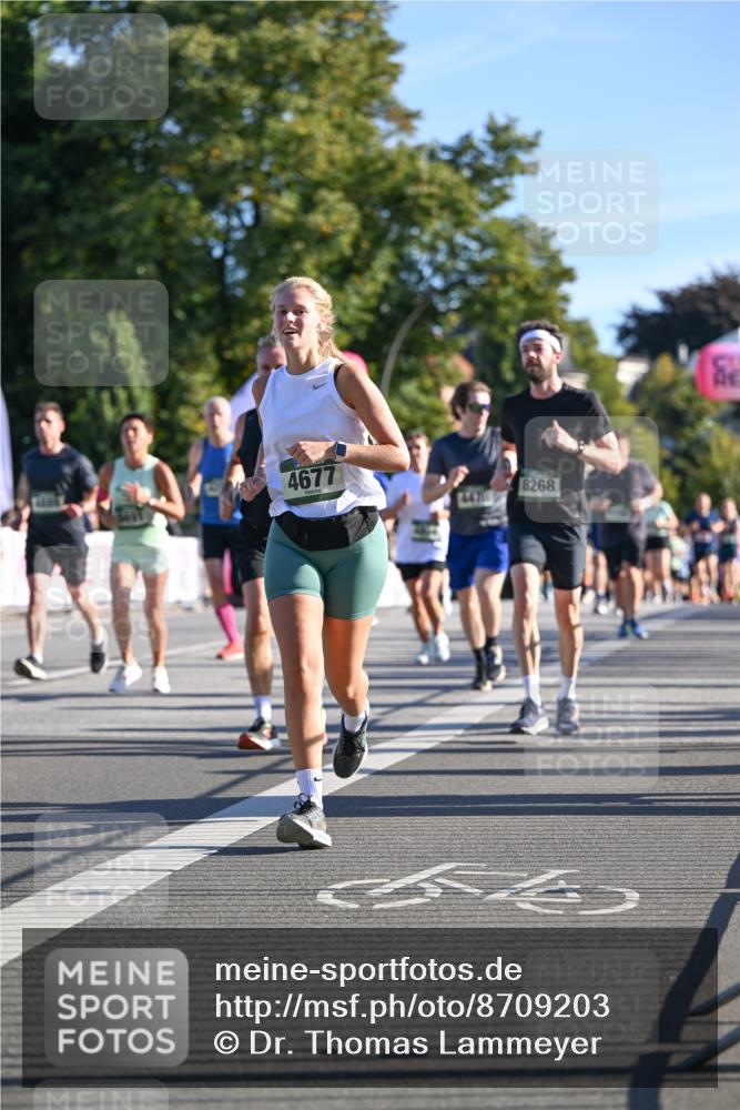07.09.2025 - BARMER Alsterlauf Dr. Thomas Lammeyer http://msf.ph/oto/8709203 07.09.2025 09:33:00 Laufen 4677, 8268 meine-sportfotos.de