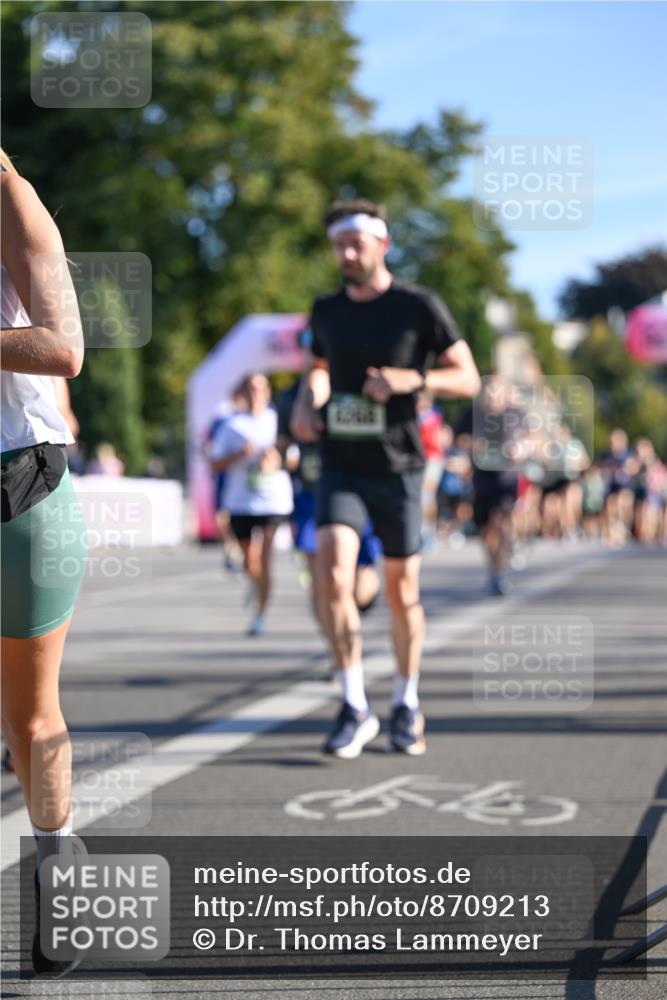 07.09.2025 - BARMER Alsterlauf Dr. Thomas Lammeyer http://msf.ph/oto/8709213 07.09.2025 09:33:02 Laufen  meine-sportfotos.de
