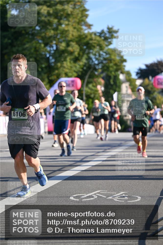 07.09.2025 - BARMER Alsterlauf Dr. Thomas Lammeyer http://msf.ph/oto/8709239 07.09.2025 09:33:05 Laufen 36, 6106 meine-sportfotos.de
