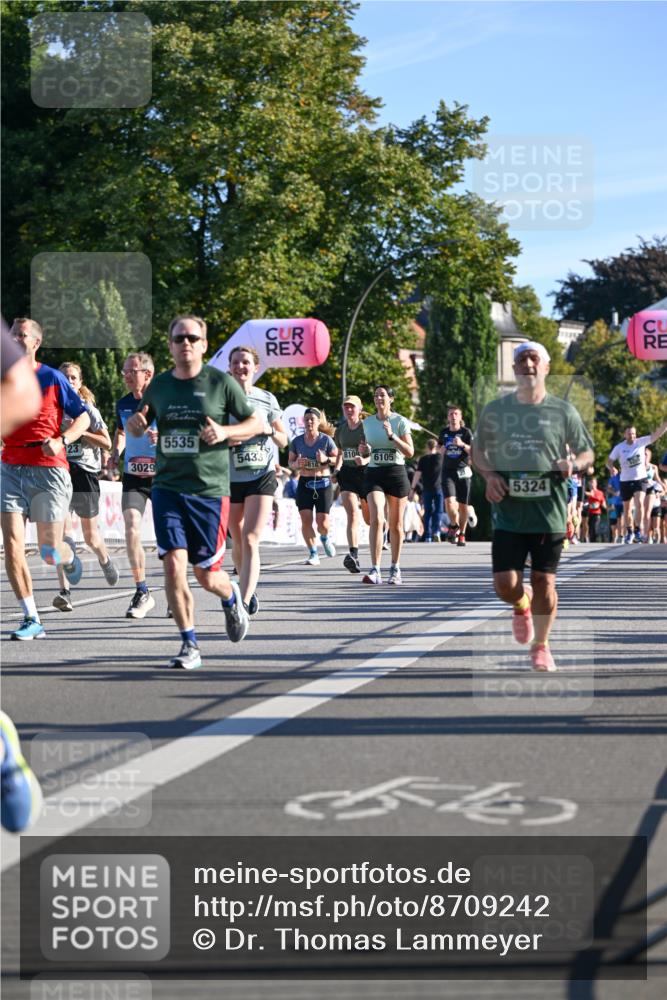 07.09.2025 - BARMER Alsterlauf Dr. Thomas Lammeyer http://msf.ph/oto/8709242 07.09.2025 09:33:06 Laufen 3029, 5535, 5433, 3816, 810, 6105, 5324, 544, 1130 meine-sportfotos.de