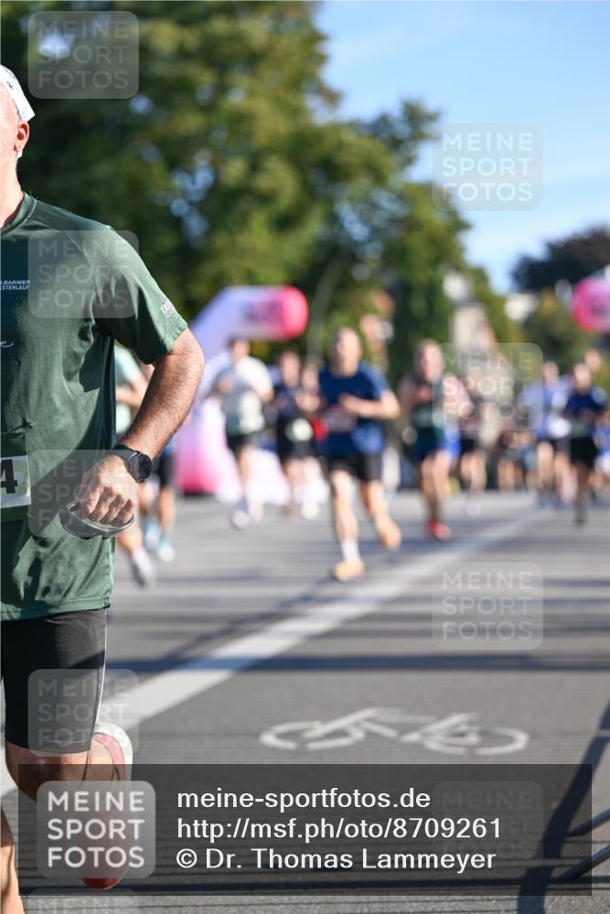 07.09.2025 - BARMER Alsterlauf Dr. Thomas Lammeyer http://msf.ph/oto/8709261 07.09.2025 09:33:09 Laufen 4, 5, 444 meine-sportfotos.de