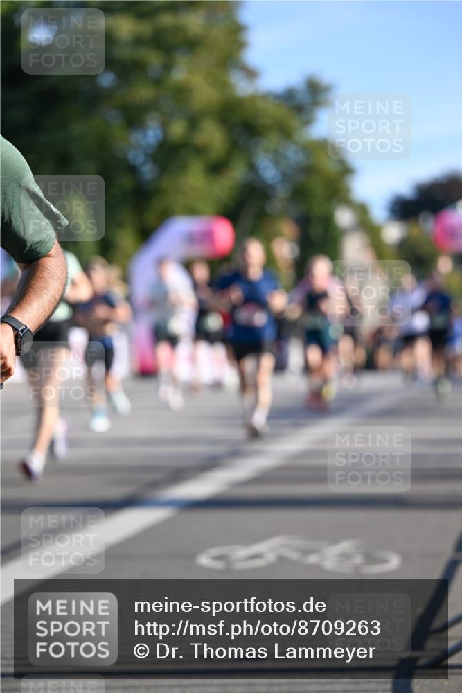 07.09.2025 - BARMER Alsterlauf Dr. Thomas Lammeyer http://msf.ph/oto/8709263 07.09.2025 09:33:09 Laufen  meine-sportfotos.de