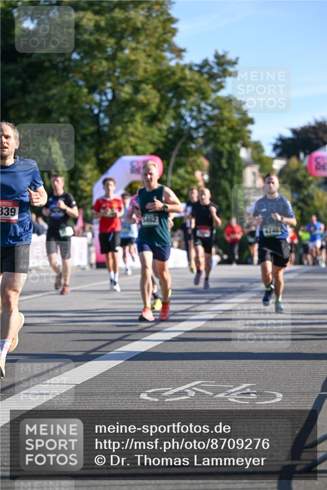 07.09.2025 - BARMER Alsterlauf Dr. Thomas Lammeyer http://msf.ph/oto/8709276 07.09.2025 09:33:11 Laufen 36, 339, 4748 meine-sportfotos.de