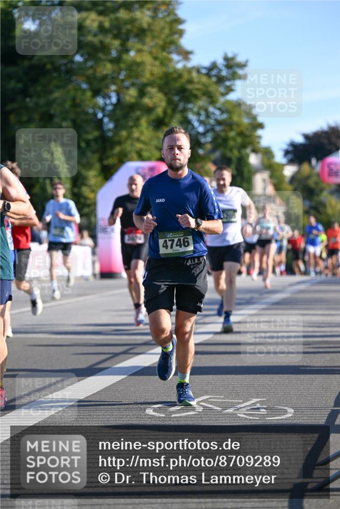 07.09.2025 - BARMER Alsterlauf Dr. Thomas Lammeyer http://msf.ph/oto/8709289 07.09.2025 09:33:13 Laufen 4746 meine-sportfotos.de