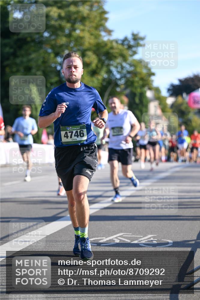 07.09.2025 - BARMER Alsterlauf Dr. Thomas Lammeyer http://msf.ph/oto/8709292 07.09.2025 09:33:14 Laufen 36, 4746 meine-sportfotos.de