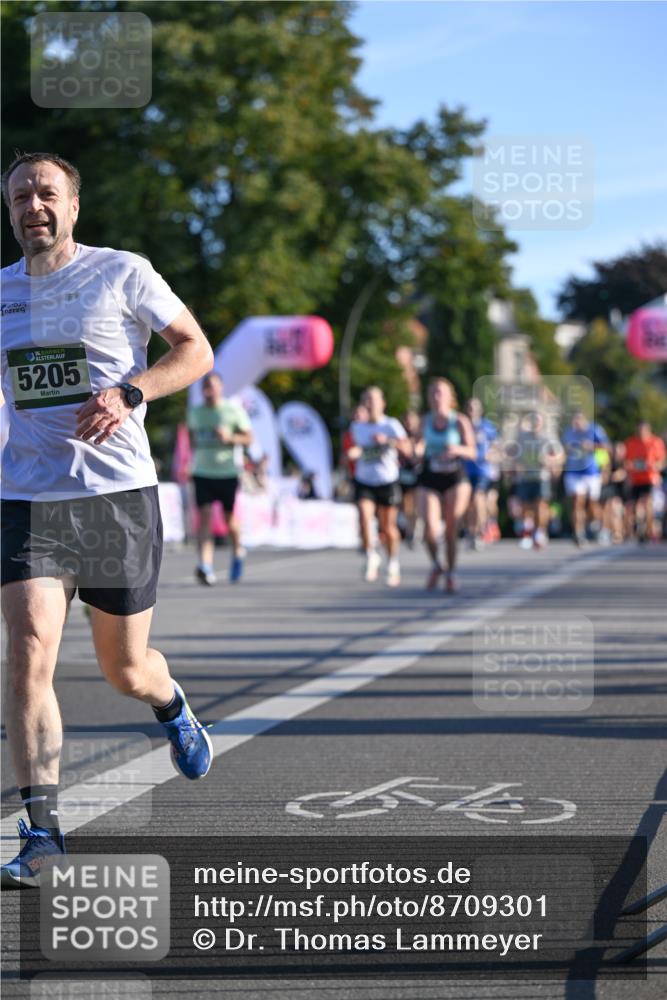 07.09.2025 - BARMER Alsterlauf Dr. Thomas Lammeyer http://msf.ph/oto/8709301 07.09.2025 09:33:16 Laufen 36, 5205 meine-sportfotos.de