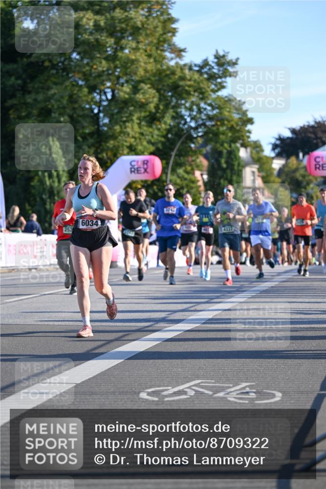 07.09.2025 - BARMER Alsterlauf Dr. Thomas Lammeyer http://msf.ph/oto/8709322 07.09.2025 09:33:19 Laufen 252, 6034 meine-sportfotos.de