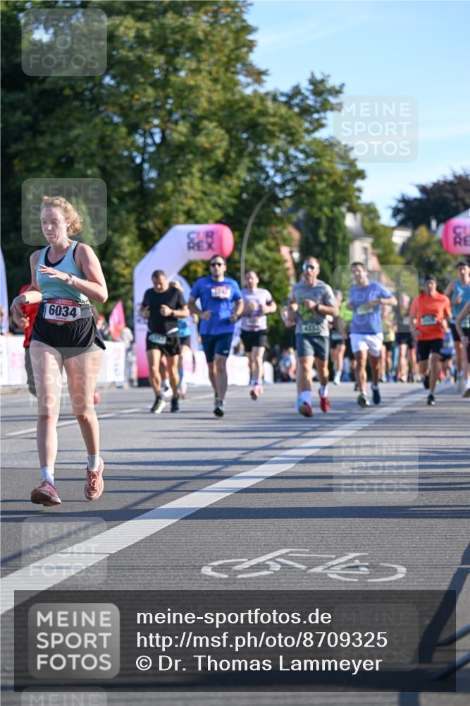07.09.2025 - BARMER Alsterlauf Dr. Thomas Lammeyer http://msf.ph/oto/8709325 07.09.2025 09:33:19 Laufen 6034 meine-sportfotos.de