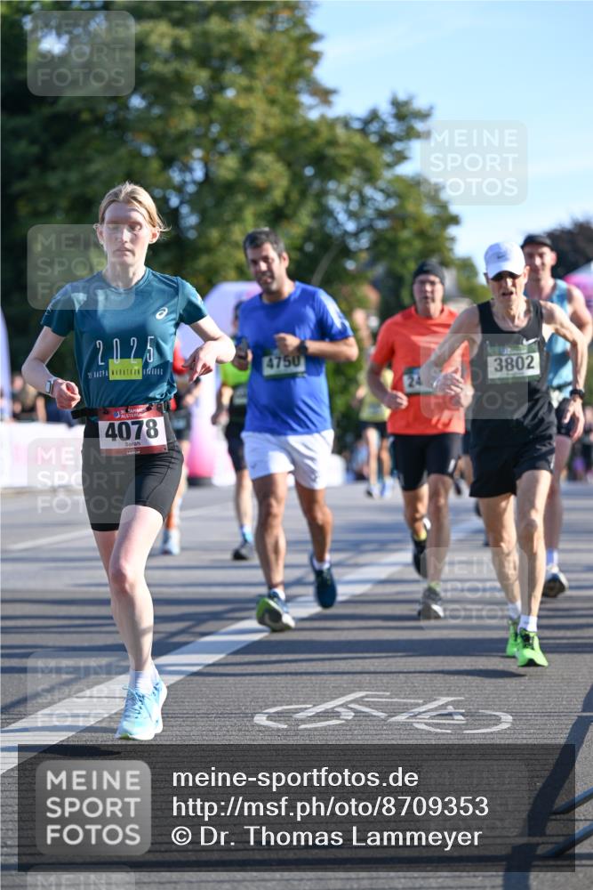 07.09.2025 - BARMER Alsterlauf Dr. Thomas Lammeyer http://msf.ph/oto/8709353 07.09.2025 09:33:24 Laufen 2025, 31, 136, 4078, 4750, 3802 meine-sportfotos.de