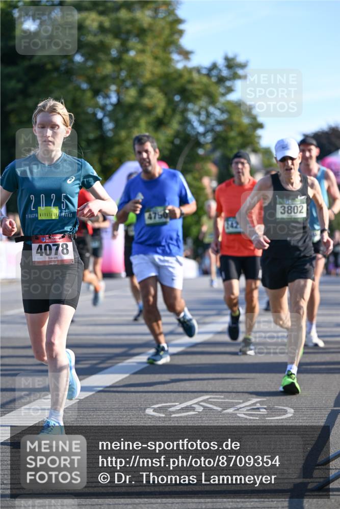 07.09.2025 - BARMER Alsterlauf Dr. Thomas Lammeyer http://msf.ph/oto/8709354 07.09.2025 09:33:24 Laufen 2025, 4078, 4750, 3802 meine-sportfotos.de