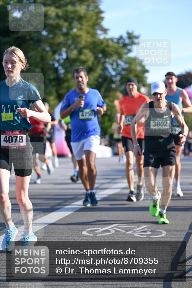07.09.2025 - BARMER Alsterlauf Dr. Thomas Lammeyer http://msf.ph/oto/8709355 07.09.2025 09:33:24 Laufen 025, 36, 4078, 4750, 3802 meine-sportfotos.de