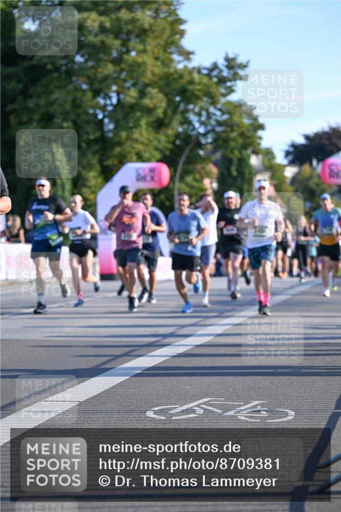 07.09.2025 - BARMER Alsterlauf Dr. Thomas Lammeyer http://msf.ph/oto/8709381 07.09.2025 09:33:30 Laufen  meine-sportfotos.de