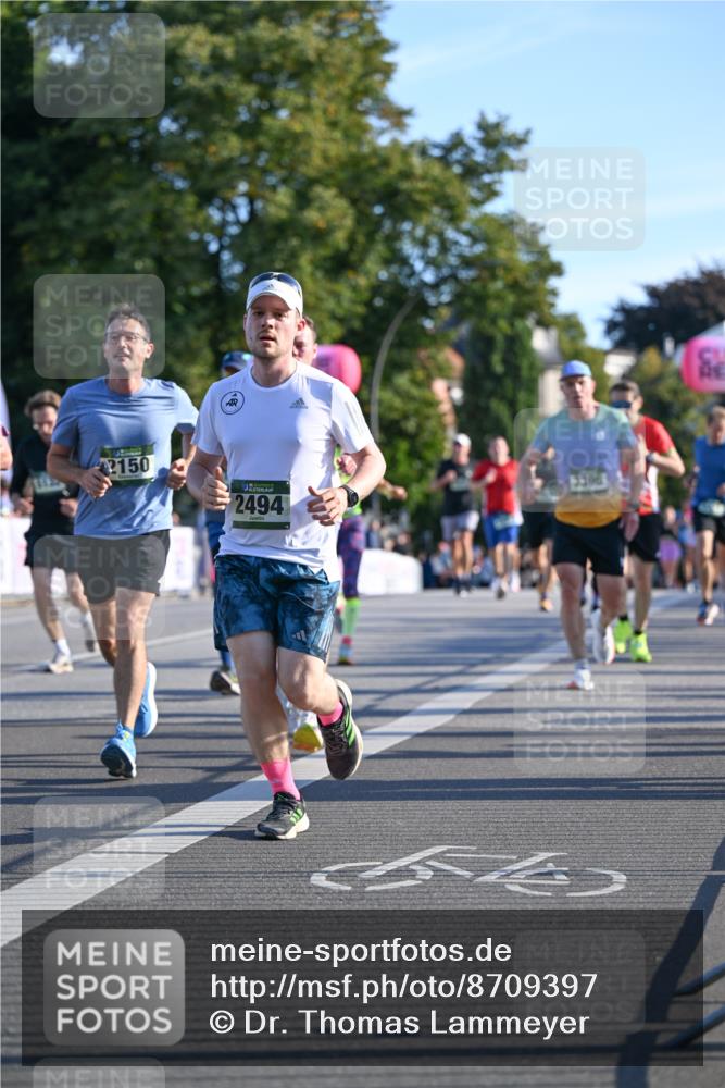 07.09.2025 - BARMER Alsterlauf Dr. Thomas Lammeyer http://msf.ph/oto/8709397 07.09.2025 09:33:32 Laufen 2150, 2494, 3396 meine-sportfotos.de