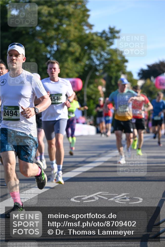 07.09.2025 - BARMER Alsterlauf Dr. Thomas Lammeyer http://msf.ph/oto/8709402 07.09.2025 09:33:33 Laufen 136, 2494, 4546 meine-sportfotos.de