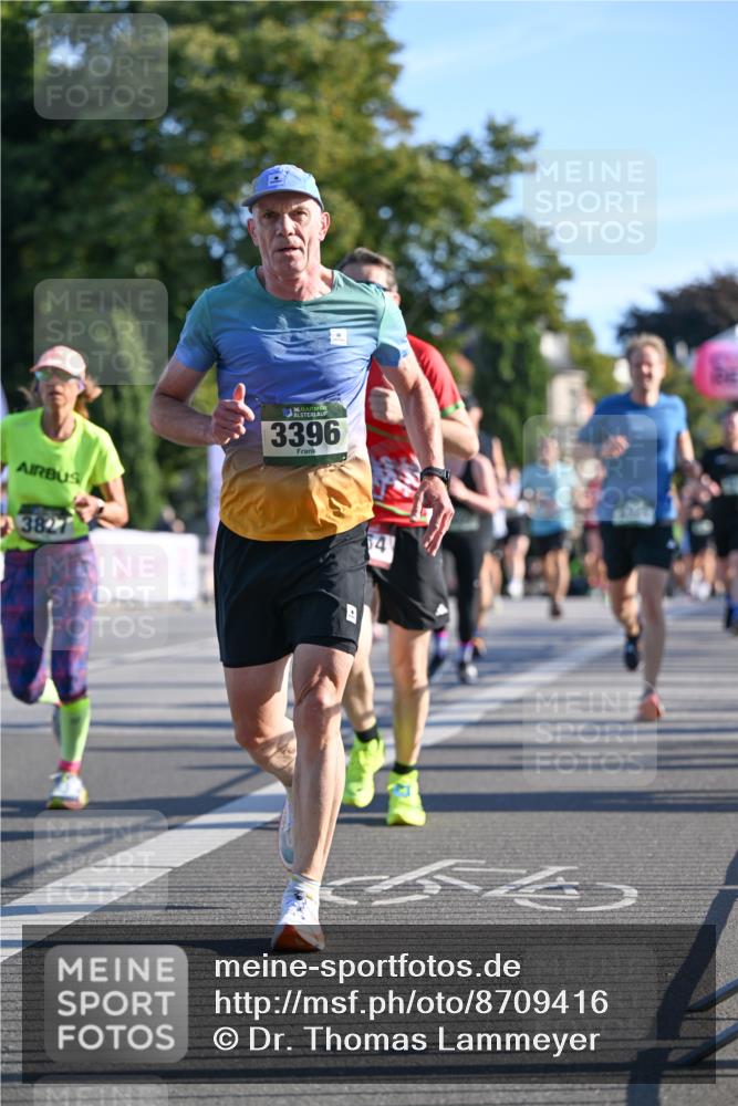 07.09.2025 - BARMER Alsterlauf Dr. Thomas Lammeyer http://msf.ph/oto/8709416 07.09.2025 09:33:35 Laufen 3827, 3396 meine-sportfotos.de