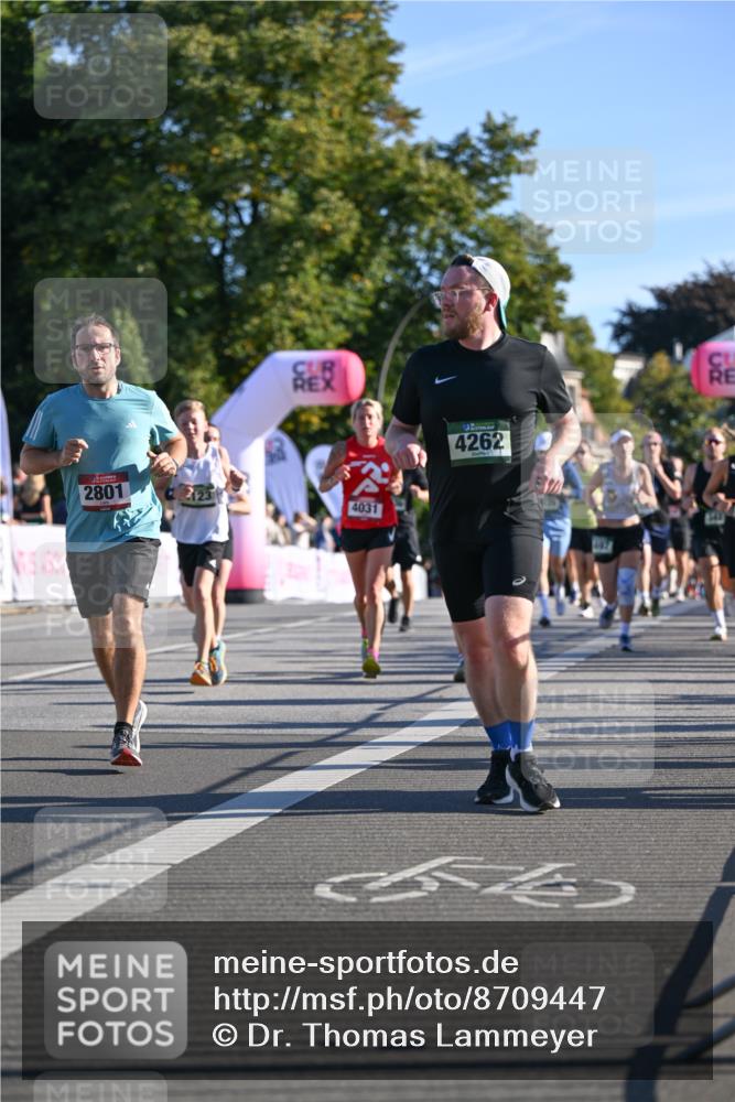 07.09.2025 - BARMER Alsterlauf Dr. Thomas Lammeyer http://msf.ph/oto/8709447 07.09.2025 09:33:40 Laufen 2801, 123, 4031, 4262 meine-sportfotos.de