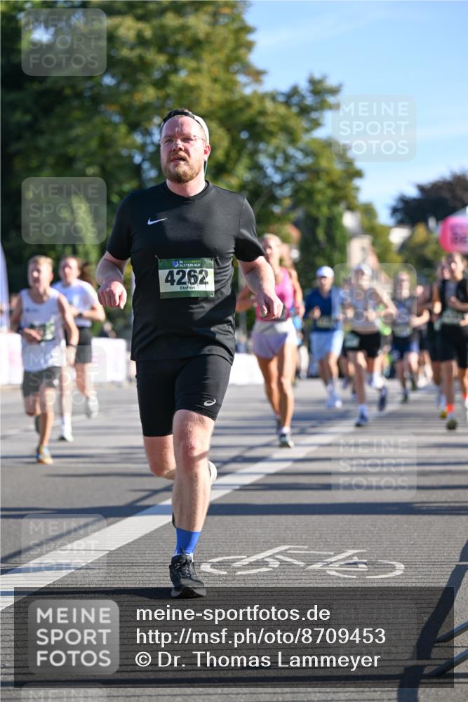 07.09.2025 - BARMER Alsterlauf Dr. Thomas Lammeyer http://msf.ph/oto/8709453 07.09.2025 09:33:41 Laufen 36, 4262 meine-sportfotos.de