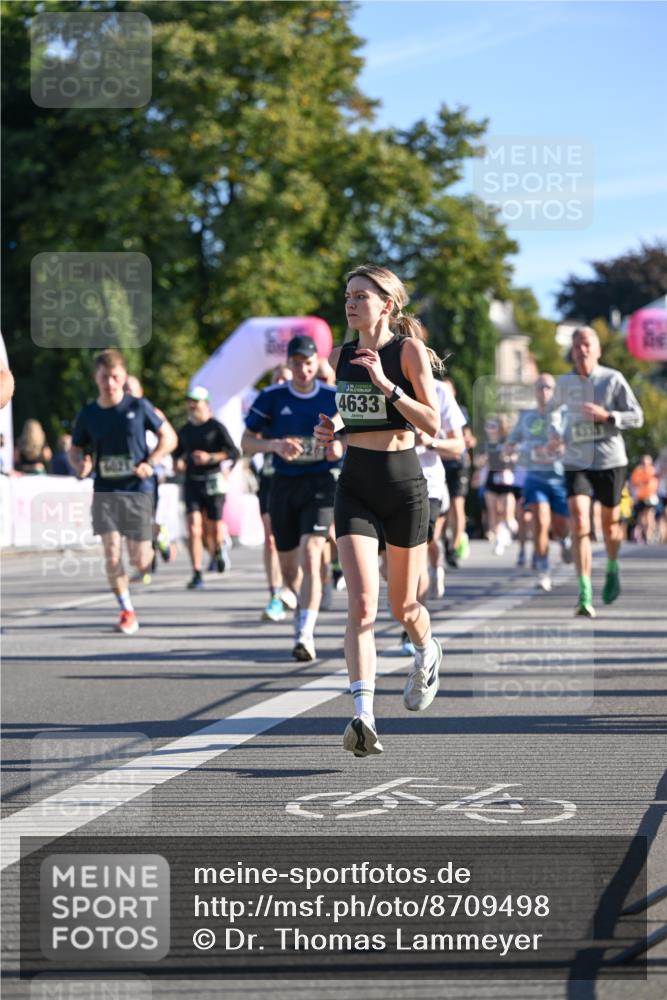 07.09.2025 - BARMER Alsterlauf Dr. Thomas Lammeyer http://msf.ph/oto/8709498 07.09.2025 09:33:50 Laufen 4633, 4333 meine-sportfotos.de