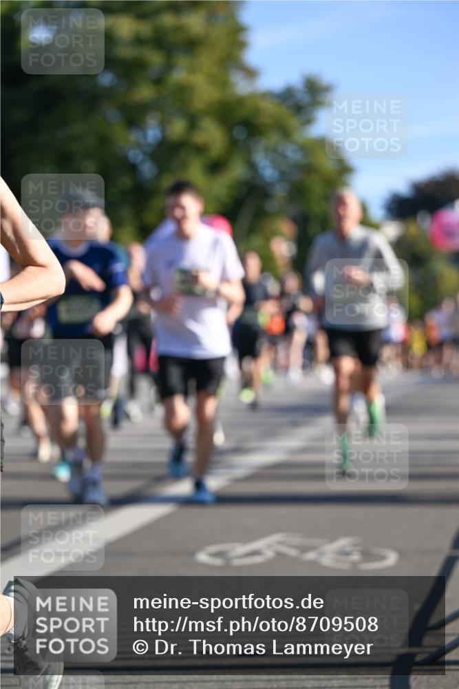 07.09.2025 - BARMER Alsterlauf Dr. Thomas Lammeyer http://msf.ph/oto/8709508 07.09.2025 09:33:52 Laufen  meine-sportfotos.de