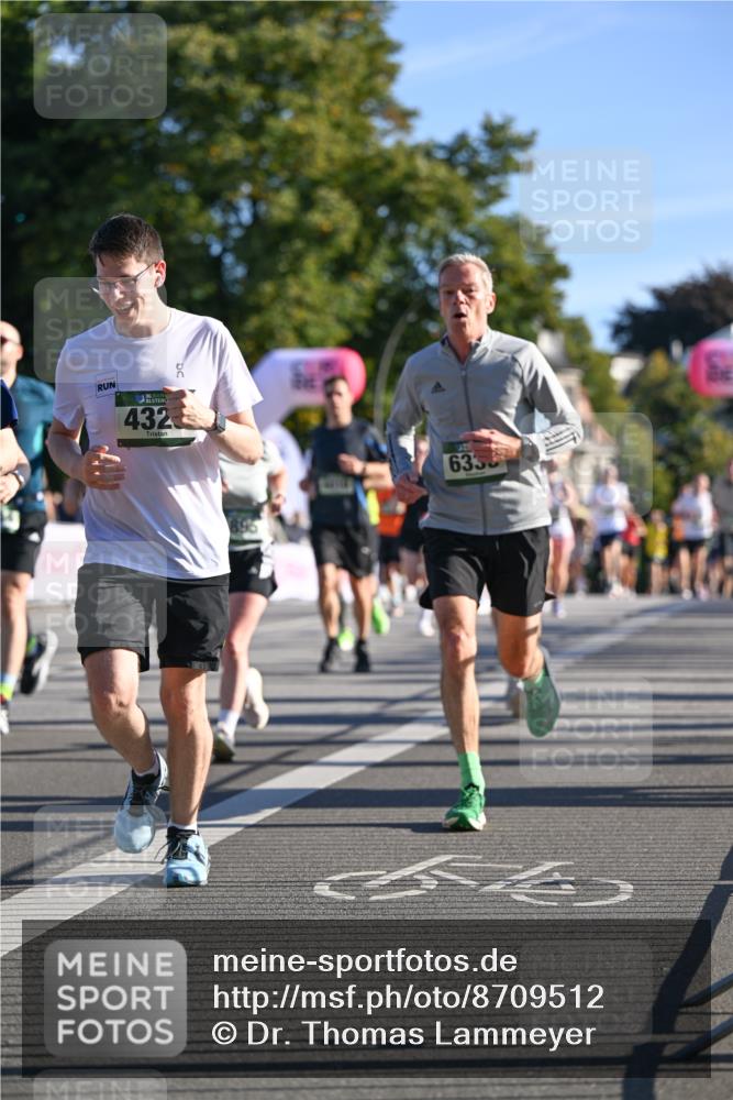 07.09.2025 - BARMER Alsterlauf Dr. Thomas Lammeyer http://msf.ph/oto/8709512 07.09.2025 09:33:52 Laufen 432, 6355 meine-sportfotos.de
