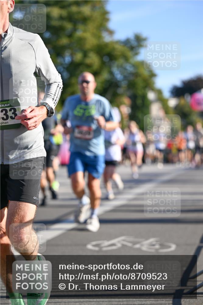 07.09.2025 - BARMER Alsterlauf Dr. Thomas Lammeyer http://msf.ph/oto/8709523 07.09.2025 09:33:54 Laufen 332, 444 meine-sportfotos.de