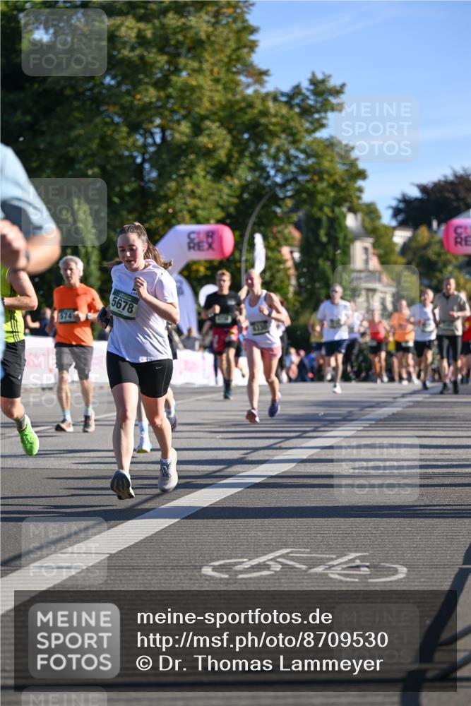 07.09.2025 - BARMER Alsterlauf Dr. Thomas Lammeyer http://msf.ph/oto/8709530 07.09.2025 09:33:55 Laufen 5678, 6330, 20 meine-sportfotos.de