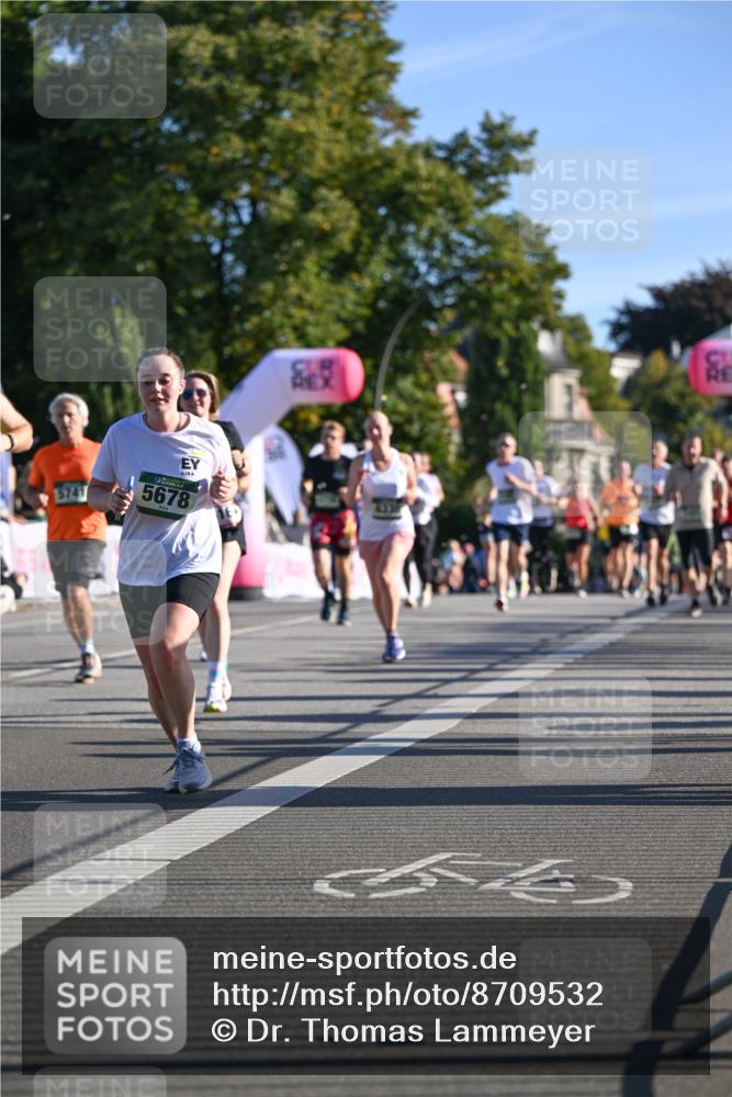 07.09.2025 - BARMER Alsterlauf Dr. Thomas Lammeyer http://msf.ph/oto/8709532 07.09.2025 09:33:56 Laufen 5741, 5678, 6330, 4 meine-sportfotos.de