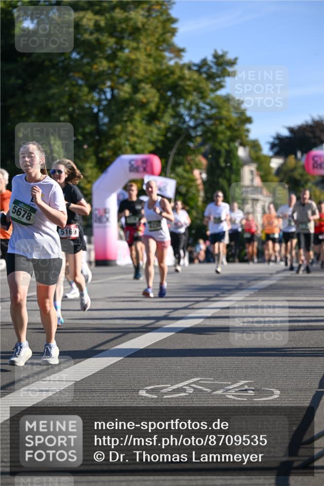 07.09.2025 - BARMER Alsterlauf Dr. Thomas Lammeyer http://msf.ph/oto/8709535 07.09.2025 09:33:56 Laufen 5678, 5169 meine-sportfotos.de
