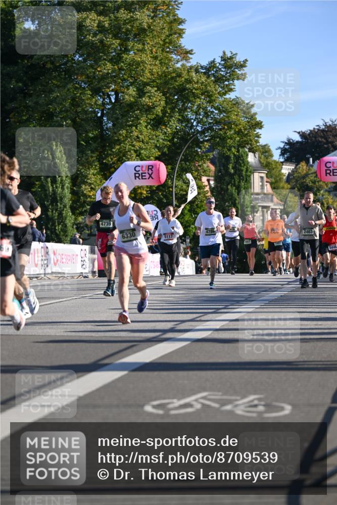 07.09.2025 - BARMER Alsterlauf Dr. Thomas Lammeyer http://msf.ph/oto/8709539 07.09.2025 09:33:57 Laufen 4739, 6330, 102, 5117, 4786, 2903, 2908, 2463, 5446 meine-sportfotos.de