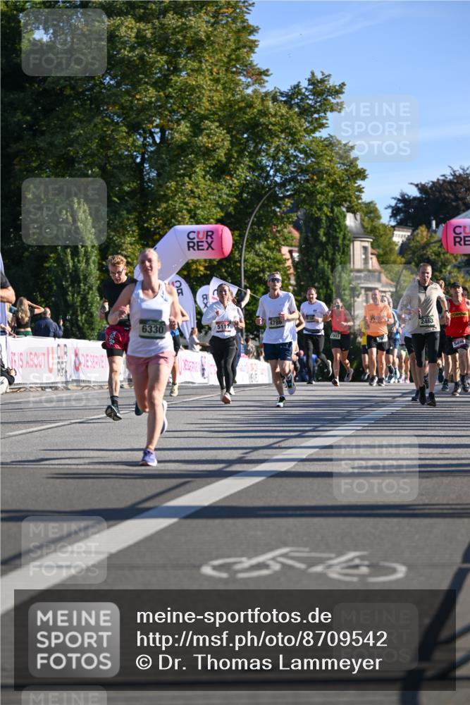07.09.2025 - BARMER Alsterlauf Dr. Thomas Lammeyer http://msf.ph/oto/8709542 07.09.2025 09:33:57 Laufen 6330, 5117, 4786, 2903, 2463, 4, 5446 meine-sportfotos.de