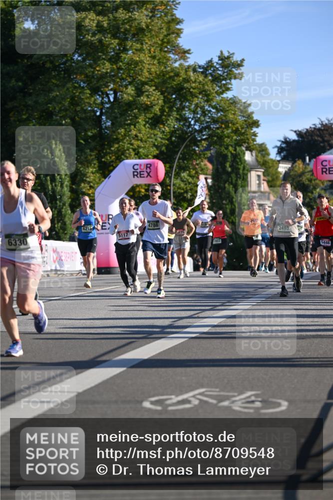 07.09.2025 - BARMER Alsterlauf Dr. Thomas Lammeyer http://msf.ph/oto/8709548 07.09.2025 09:33:58 Laufen 6330, 6215, 4786, 5117, 175, 2903, 54, 2463, 5446 meine-sportfotos.de