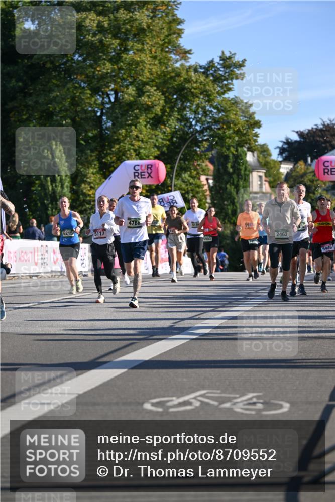07.09.2025 - BARMER Alsterlauf Dr. Thomas Lammeyer http://msf.ph/oto/8709552 07.09.2025 09:33:59 Laufen 6215, 5117, 4786, 61, 2903, 2463, 554, 5446 meine-sportfotos.de