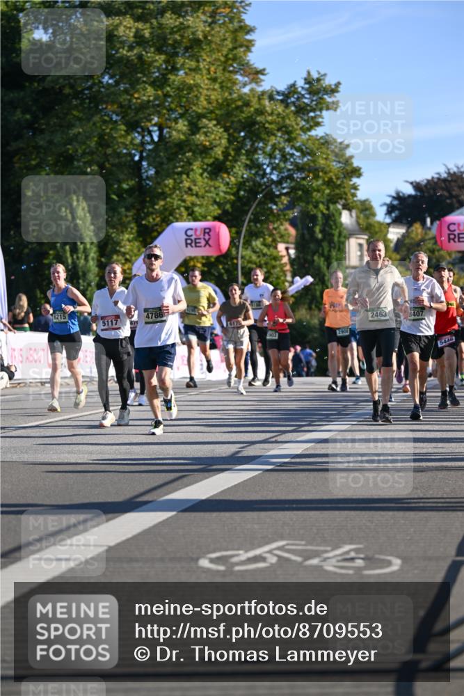 07.09.2025 - BARMER Alsterlauf Dr. Thomas Lammeyer http://msf.ph/oto/8709553 07.09.2025 09:33:59 Laufen 6215, 5117, 4786, 903, 2908, 2463, 8407, 54, 5446 meine-sportfotos.de