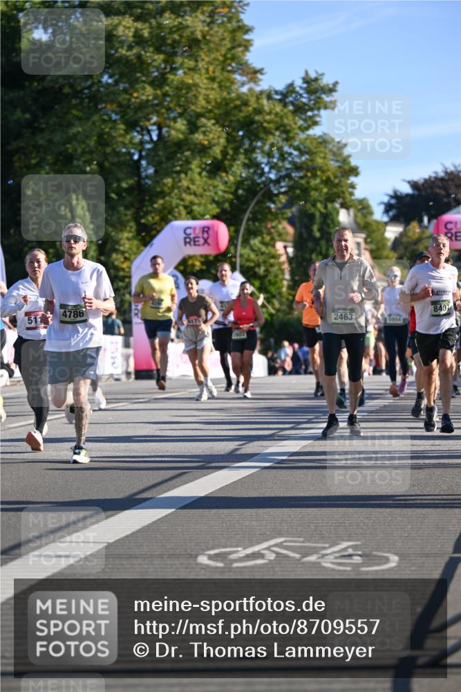 07.09.2025 - BARMER Alsterlauf Dr. Thomas Lammeyer http://msf.ph/oto/8709557 07.09.2025 09:34:01 Laufen 4786, 511, 2463, 3954, 8407, 554 meine-sportfotos.de