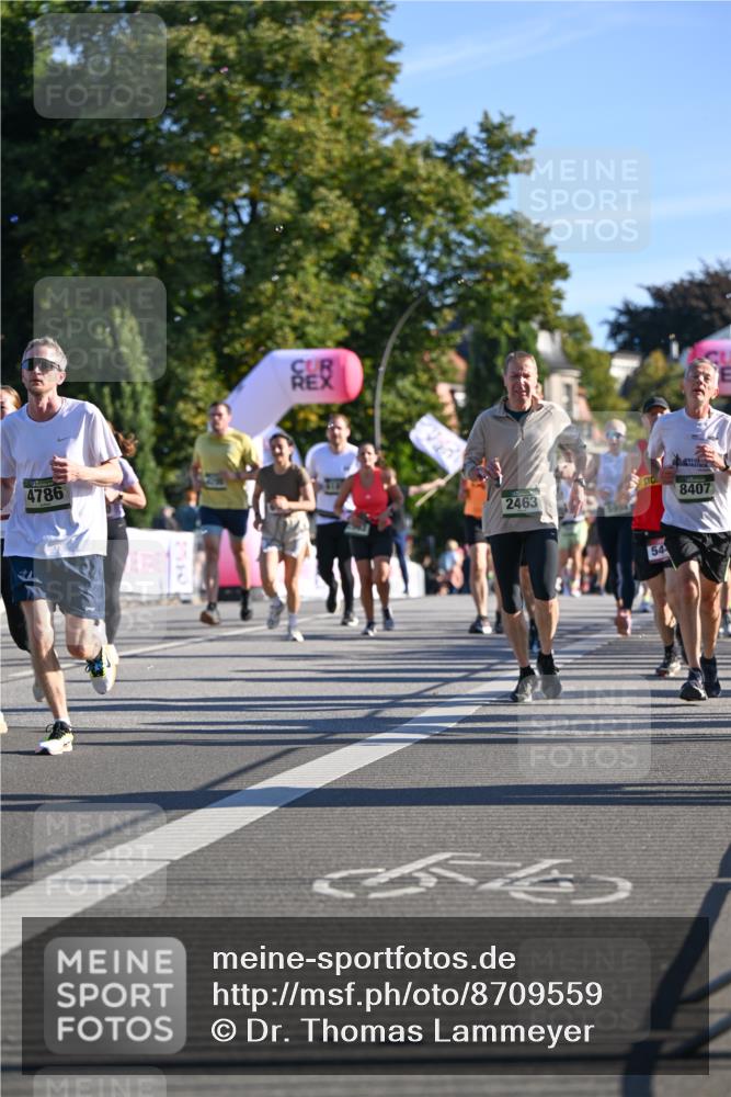 07.09.2025 - BARMER Alsterlauf Dr. Thomas Lammeyer http://msf.ph/oto/8709559 07.09.2025 09:34:01 Laufen 4786, 2463, 54, 8407 meine-sportfotos.de