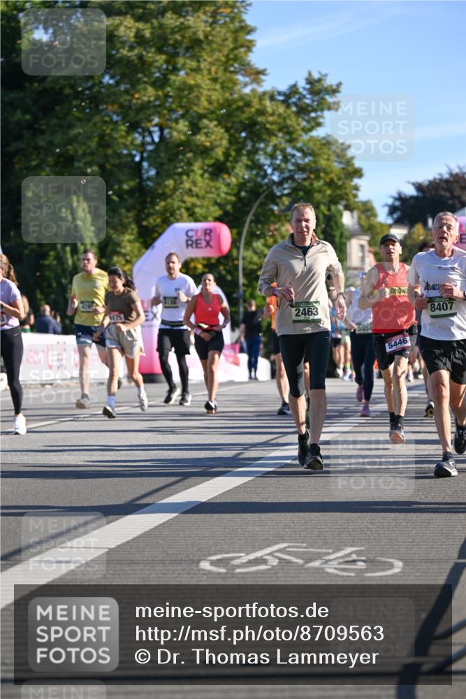 07.09.2025 - BARMER Alsterlauf Dr. Thomas Lammeyer http://msf.ph/oto/8709563 07.09.2025 09:34:02 Laufen 175, 2463, 5954, 5446, 8407, 54 meine-sportfotos.de